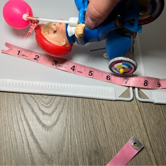 1960s-70s Mechanical Boys Tricycle With Revolving Bell Tin Vtg Toy Works Great - Picture 3 of 6